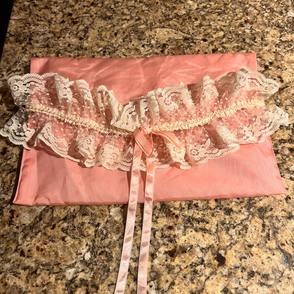 Vintage Victoria Secret 1990’s Lingerie Bag Pink w White Lace and Pearls EVC